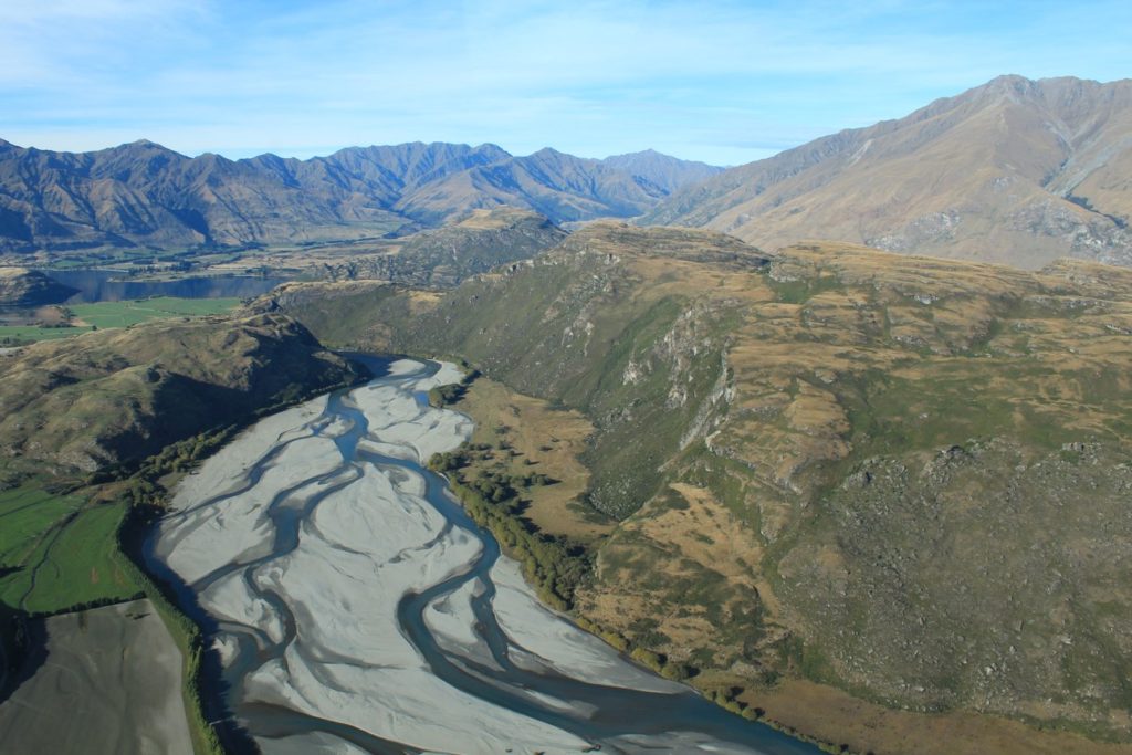 Certains pourraient dire que le niveau est bas... Mais non, c'est juste l'apparence normale des rivières néo-zélandaises 